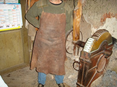 tablier cuir marron